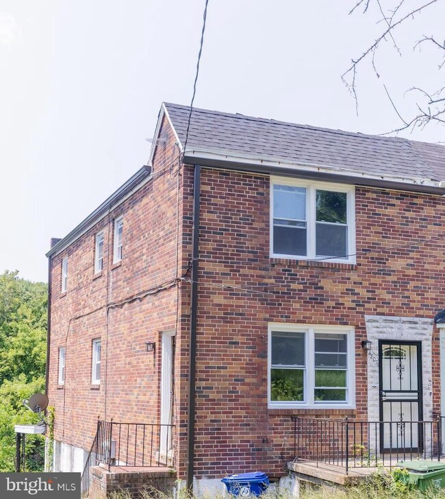 4807 1/2 Calumet Ave, Baltimore, MD 21206 - photo 2