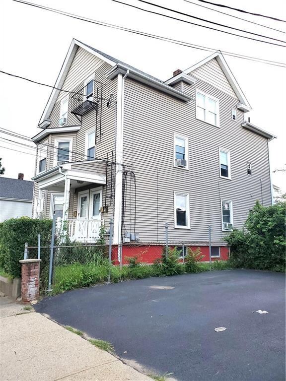 72 Gooding St, Pawtucket, RI 02860 - photo 2