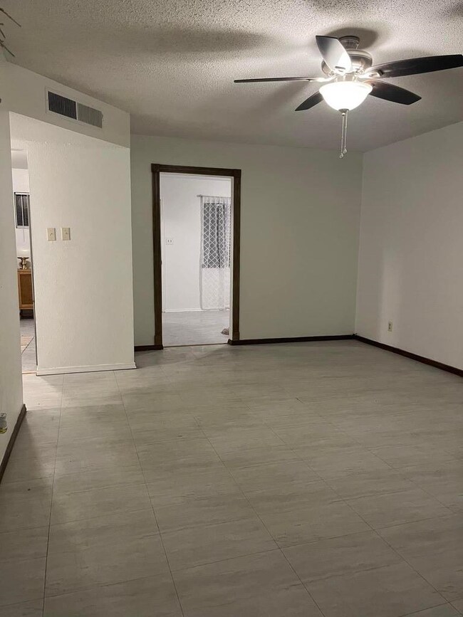 2405 Harvard Ave, Alamogordo, NM 88310 - photo 2