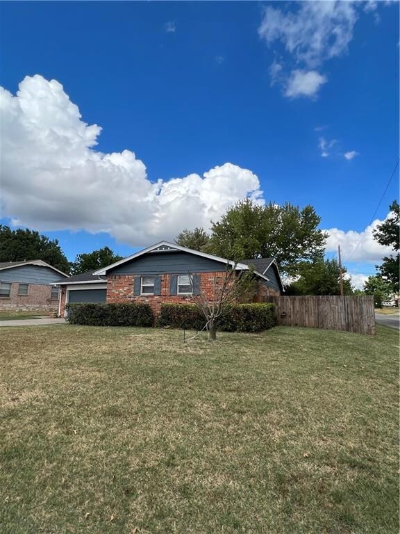 3901 N Pottenger Ave, Shawnee, OK 74804 - photo 4