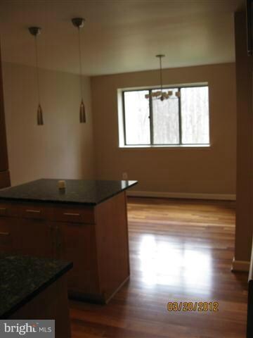 1675 Parkcrest Cir unit 4E/100, Reston, VA 20190 - photo 7