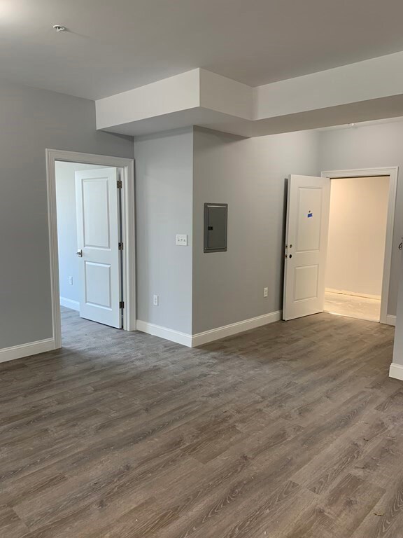 599 Summer St unit 306, Lynn, MA 01905 - photo 6