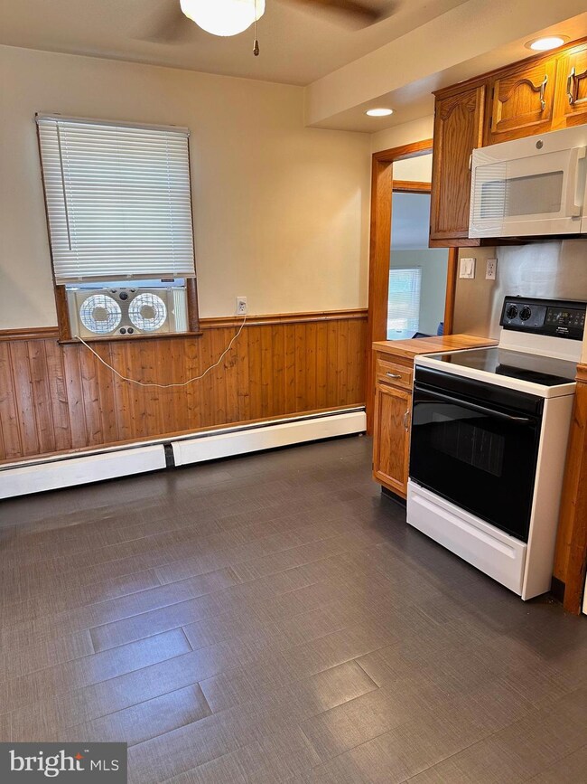 3446 Unionville Pike unit 26, Hatfield, PA 19440 - photo 7