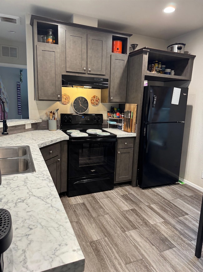 12729 N Dakota St, Spokane, WA 99218 - photo 2