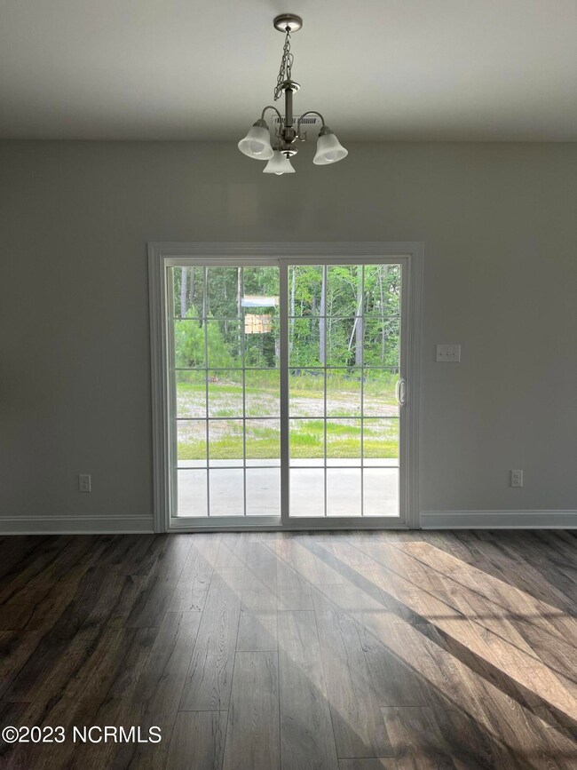 1010 Sailfish St, New Bern, NC 28562 - photo 7