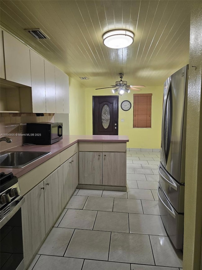 102 W 27th St, Hialeah, FL 33010 - photo 5