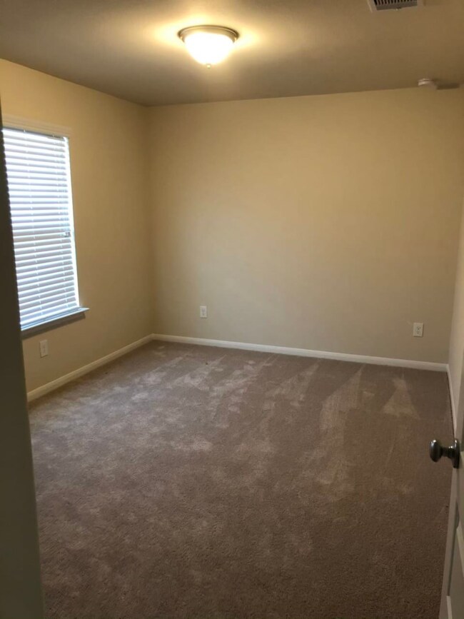 11119 Sun River Falls Dr, Humble, TX 77396 - photo 5