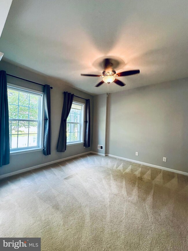 43508 Wheadon Terrace, Chantilly, VA 20152 - photo 4