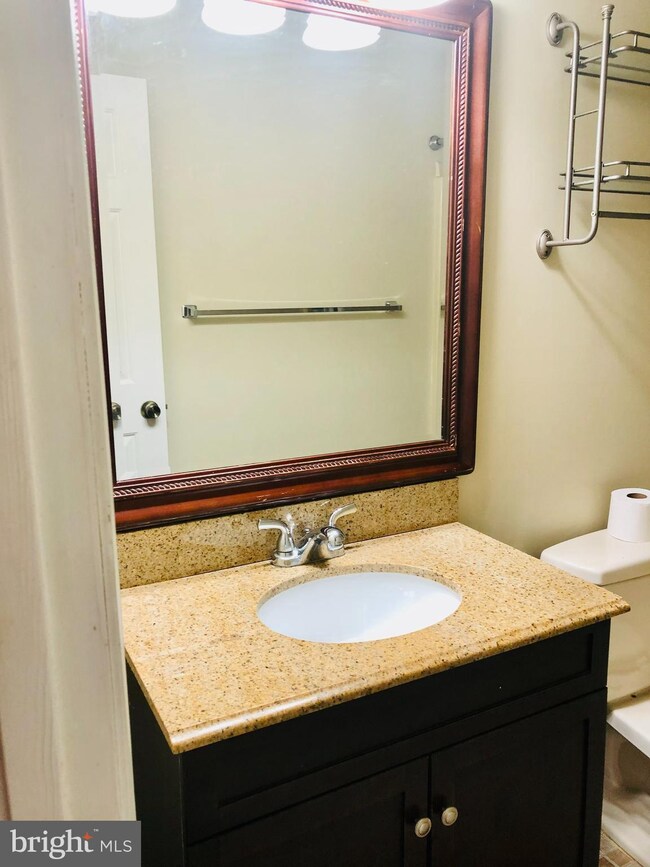 300B S 11th St, Purcellville, VA 20132 - photo 7