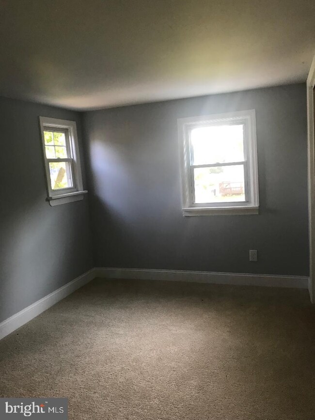 135 Schubert Ave, Runnemede, NJ 08078 - photo 7