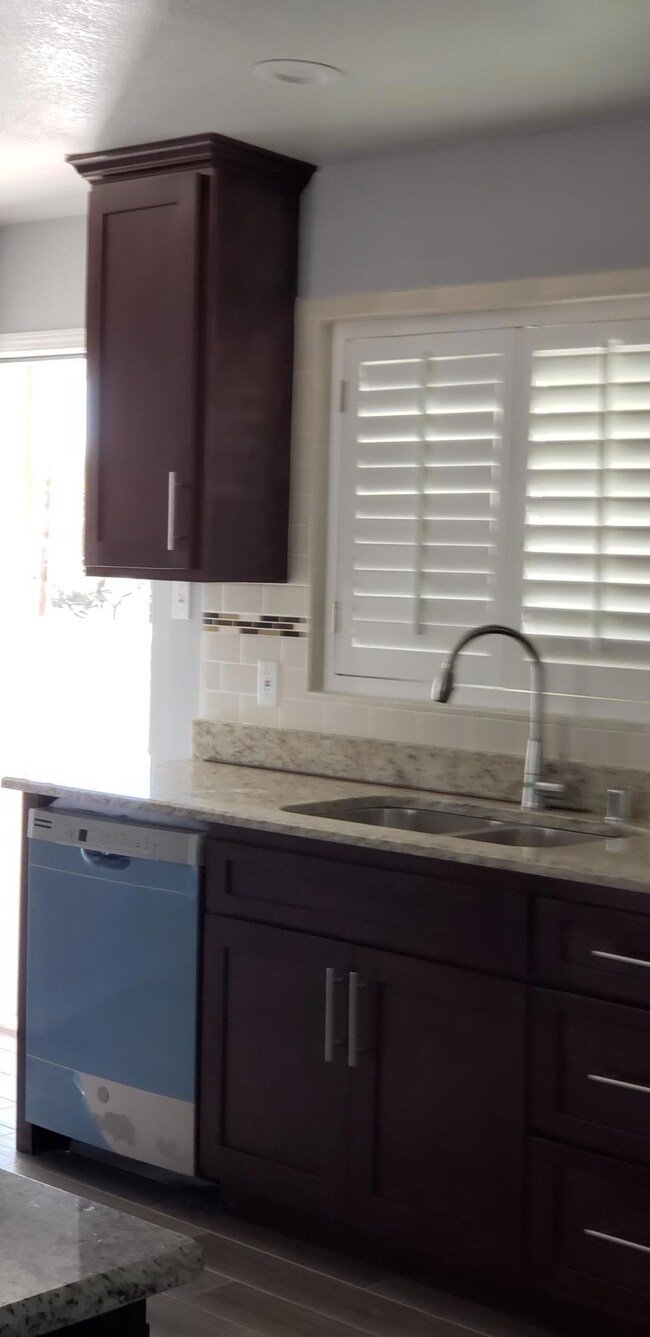 7940 Mazatlan Dr, El Paso, TX 79915 - photo 7