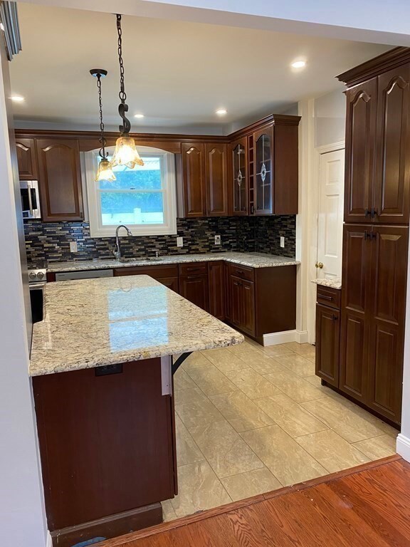 445 Lynn St unit 1, Malden, MA 02148 - photo 2