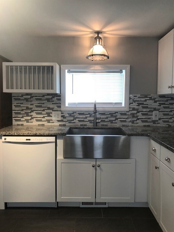 32 I St, Dracut, MA 01826 - photo 5