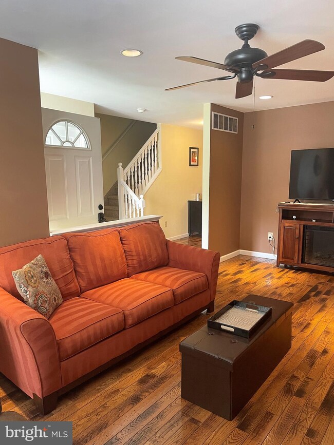 2594 Todd Ct, Atco, NJ 08004 - photo 4