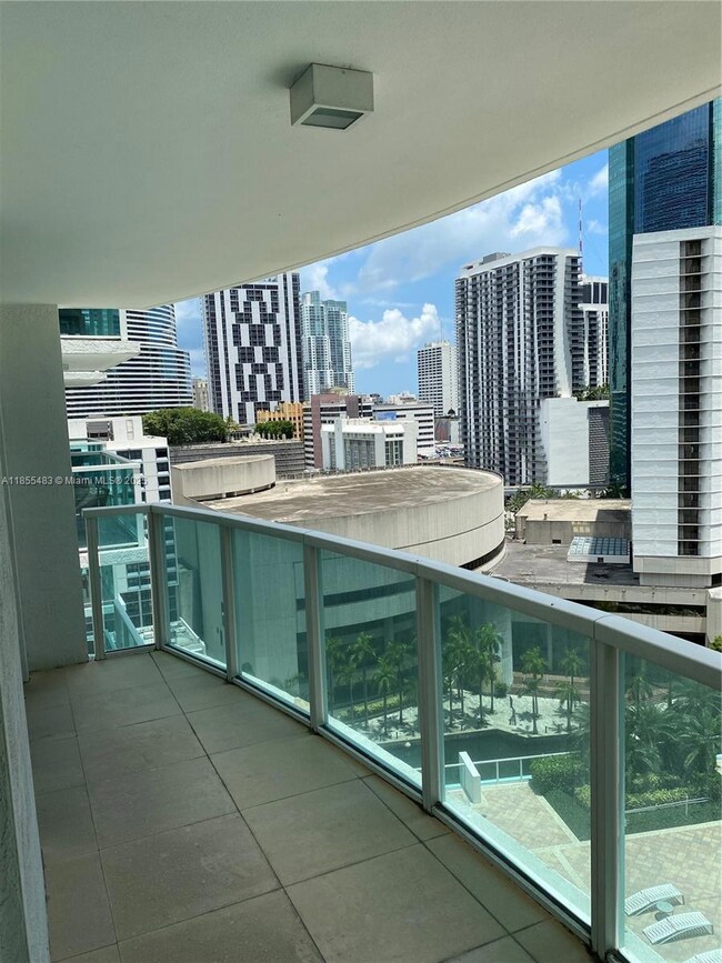 Brickell On The River unit 1806, Miami, FL 33131 - photo 3