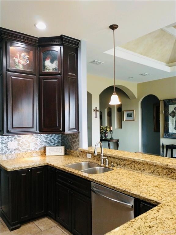 1005 W Daffodil Ave, Pharr, TX 78577 - photo 5