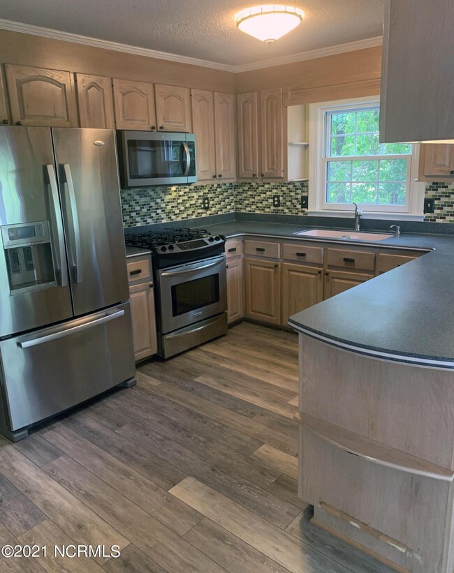 104 Ashbury Ct, Jacksonville, NC 28546 - photo 7