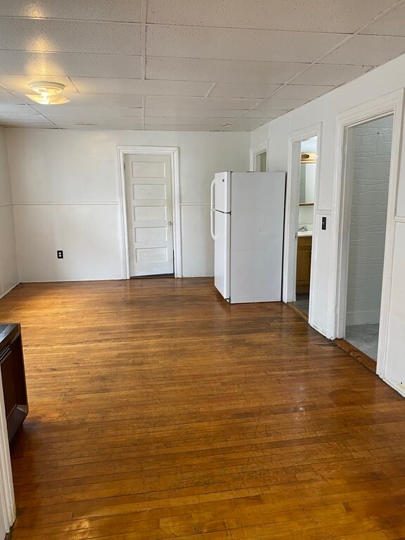 350 E Main St unit 3, Fall River, MA 02724 - photo 4