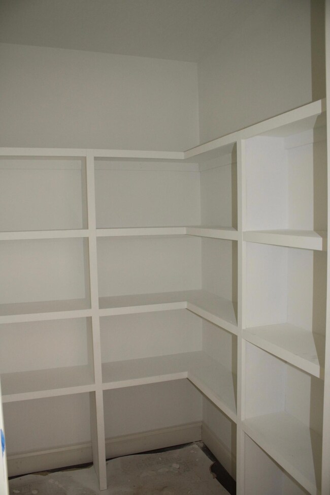 Pantry Walk In