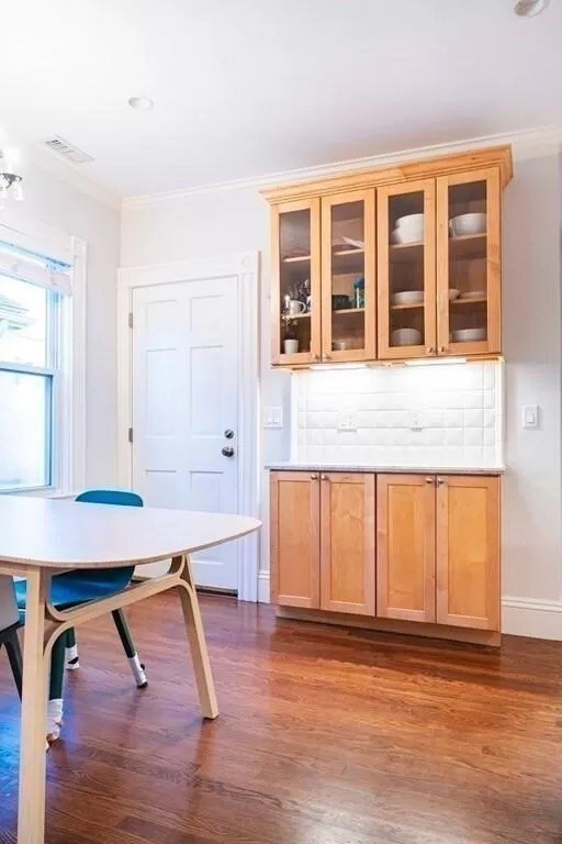 8 Lamont Ave unit 2, Cambridge, MA 02138 - photo 7