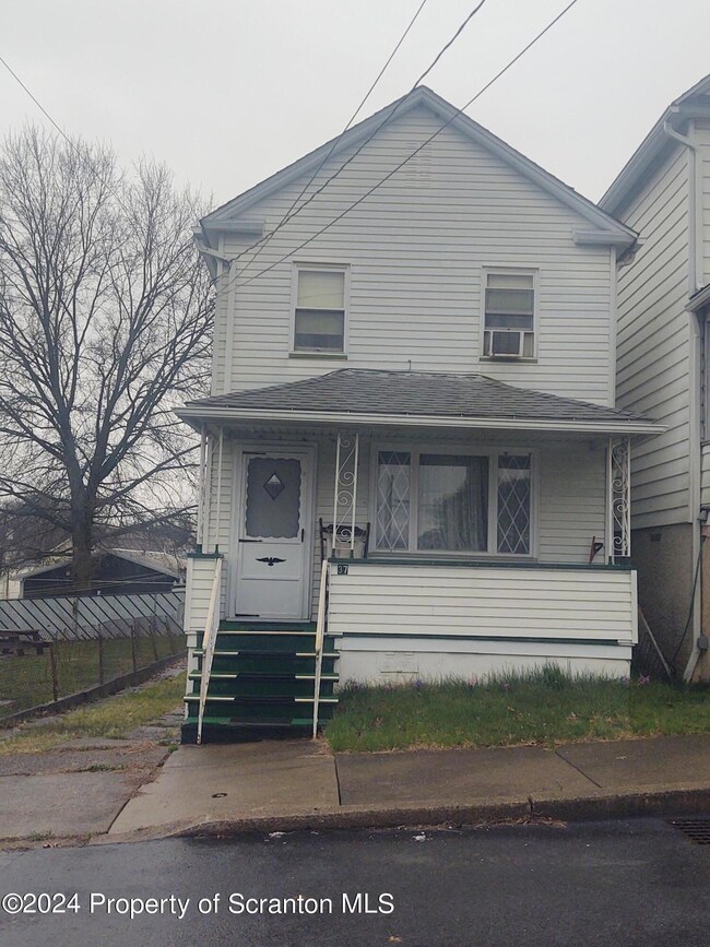 37 Poplar St, Plains, PA 18705 - photo 5