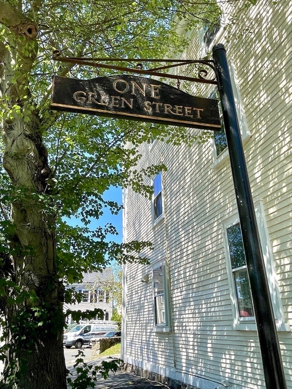 1 Green St unit 2, Marblehead, MA 01945 - photo 4