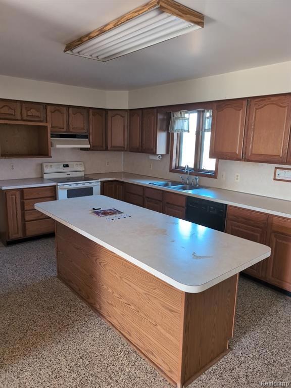 3854 Castle Rd, North Branch, MI 48461 - photo 7