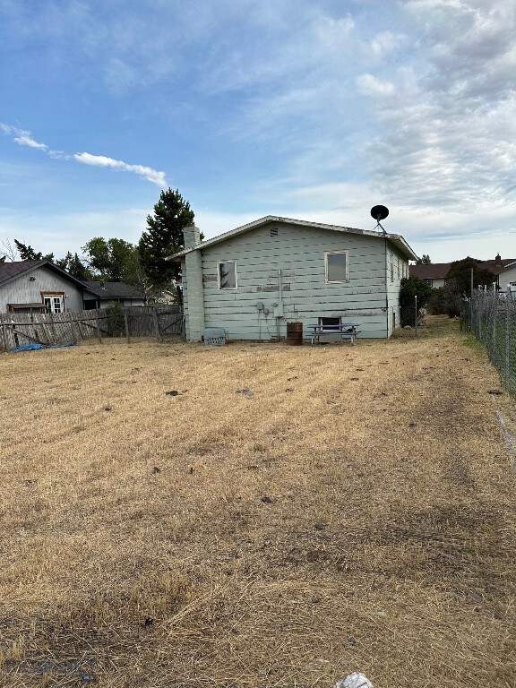 320 Fagin St, Ennis, MT 59729 - photo 5