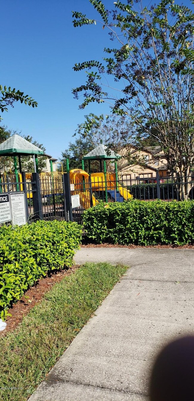 7853 Playpen Ct, Jacksonville, FL 32210 - photo 5