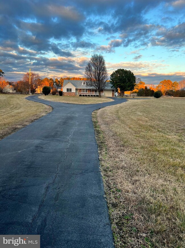 17750 Piney Point Rd, Piney Point, MD 20674 - photo 2