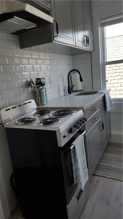 12 Carroll Ave unit 2, Newport, RI 02840 - photo 5