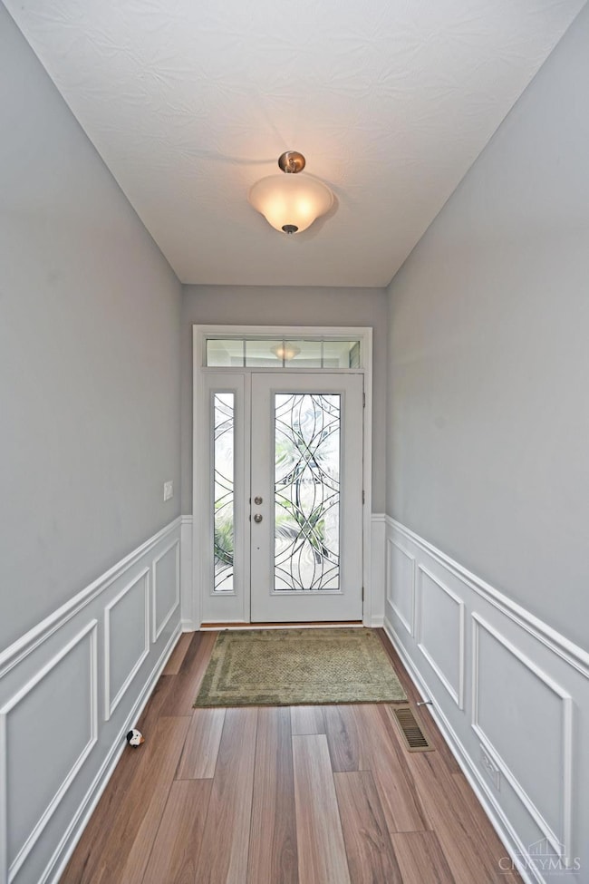 1378 Huntwick Ln, Maineville, OH 45039 - photo 6