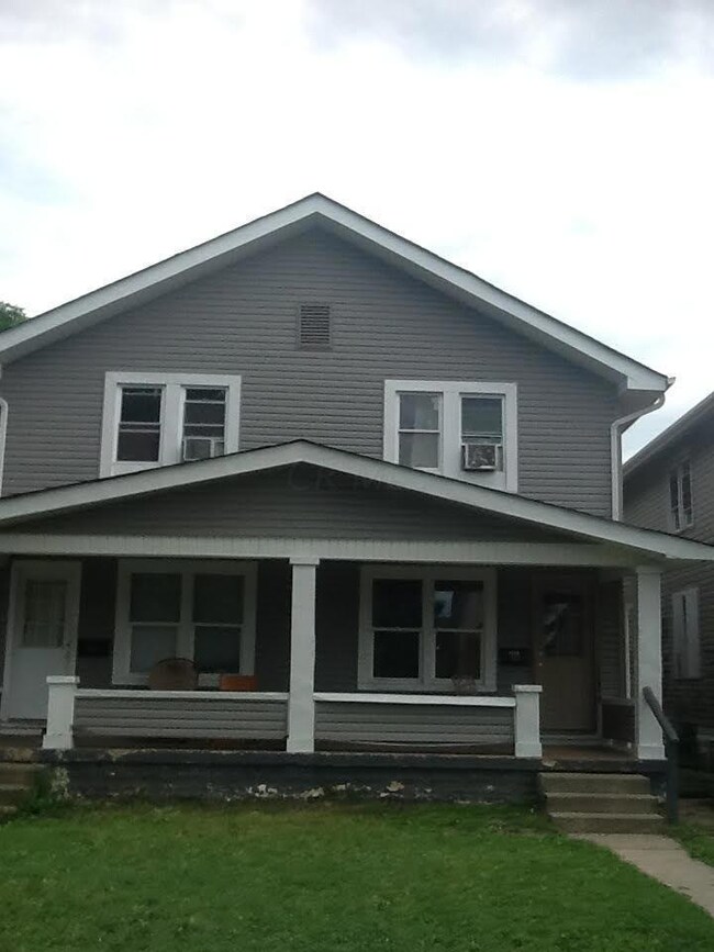 1343-1345 E 18th front owners pic
