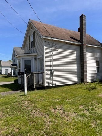 294 E Main St, Orange, MA 01364 - photo 4