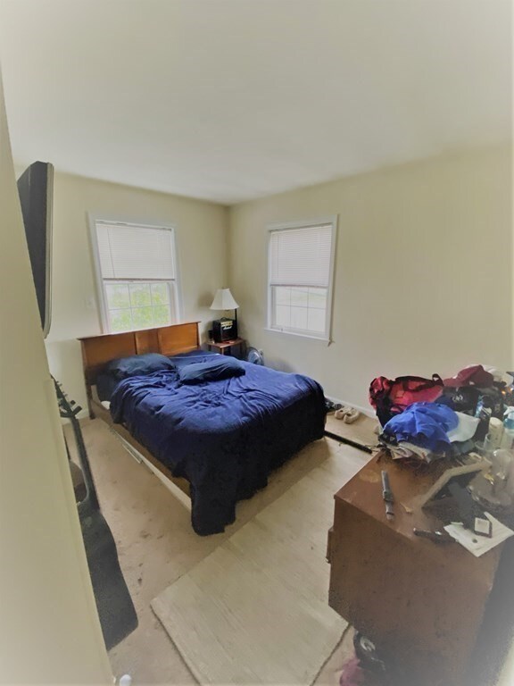 39 Middle St unit rear, Boston, MA 02127 - photo 5