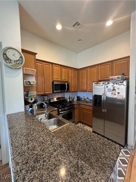 696 Yew Barrow Ct, Henderson, NV 89011 - photo 6