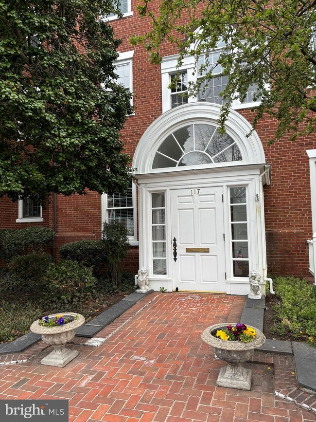 117 E Dover St unit 206, Easton, MD 21601 - photo 2