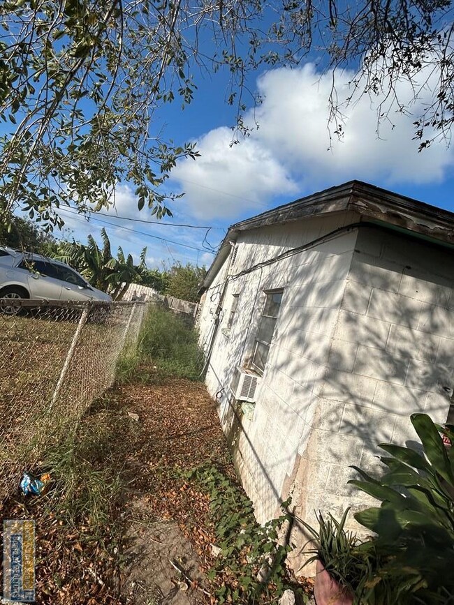 47911 Texas 100, Port Isabel, TX 78578 - photo 3