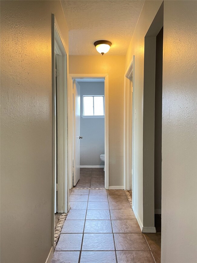 16926 David Glen Dr, Friendswood, TX 77546 - photo 5