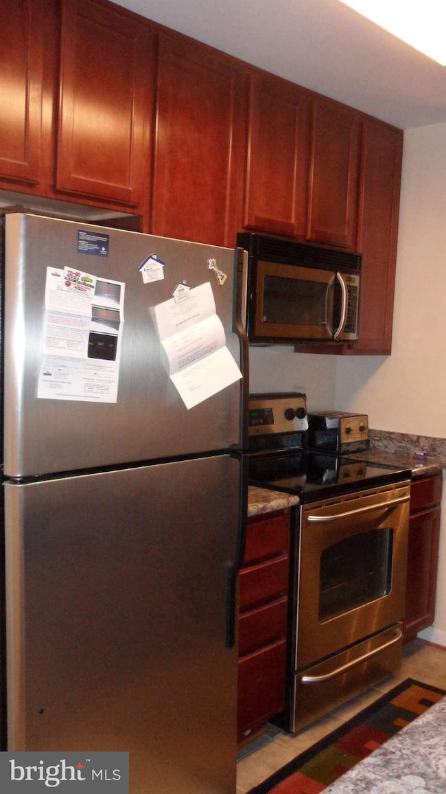 15562 Horseshoe Ln unit 562, Woodbridge, VA 22191 - photo 4