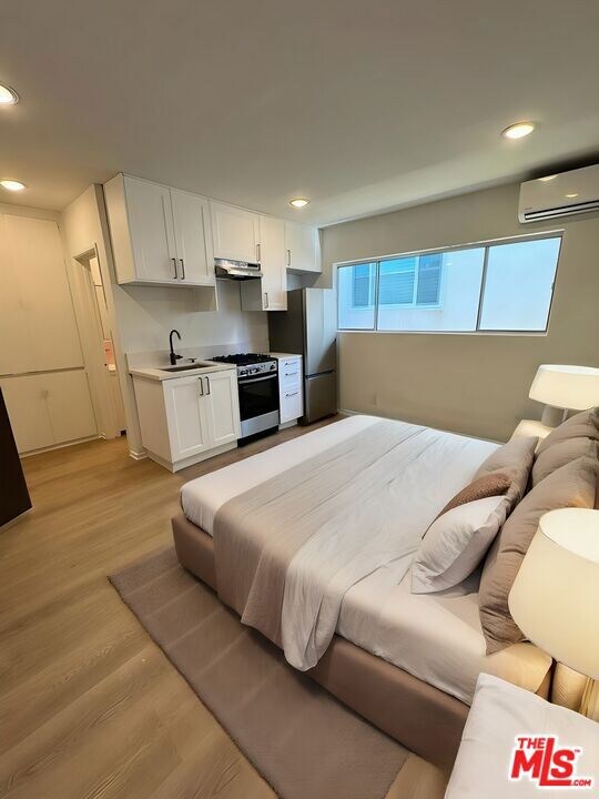 11938 Goshen Ave unit 10, Los Angeles, CA 90049 - photo 3