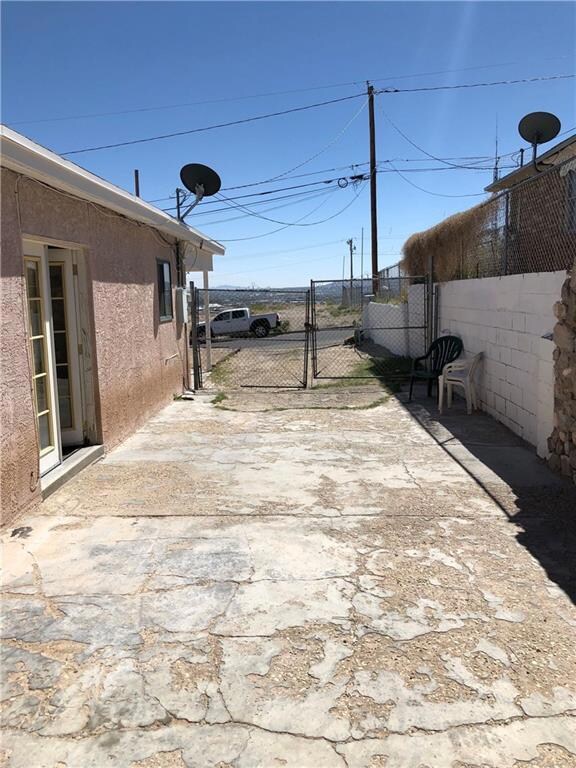 2109 San Diego Ave, El Paso, TX 79930 - photo 3