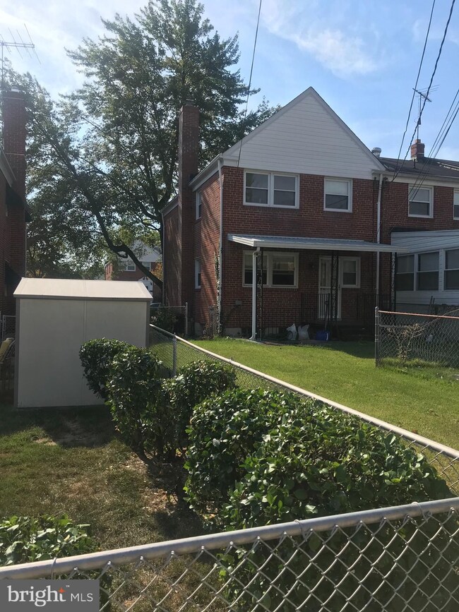 1524 Barrett Rd, Gwynn Oak, MD 21207 - photo 2