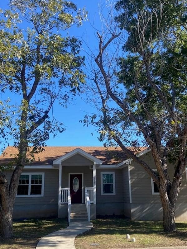 112 Palmo Dr, Luling, TX 78648 - photo 3