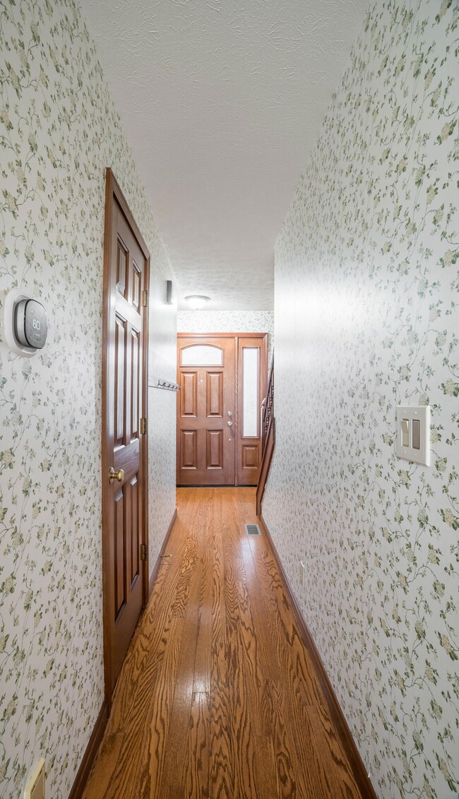 830 Pinehurst Dr, Tipp City, OH 45371 - photo 6