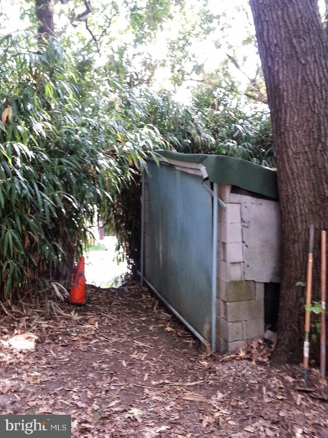 4810 Bayonne Ave, Baltimore, MD 21206 - photo 5