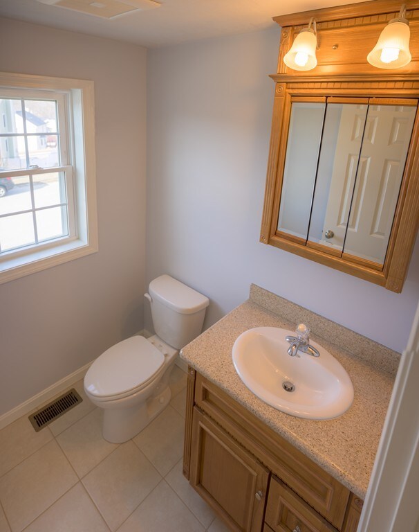 7 Bittersweet Blvd, Worcester, MA 01607 - photo 7