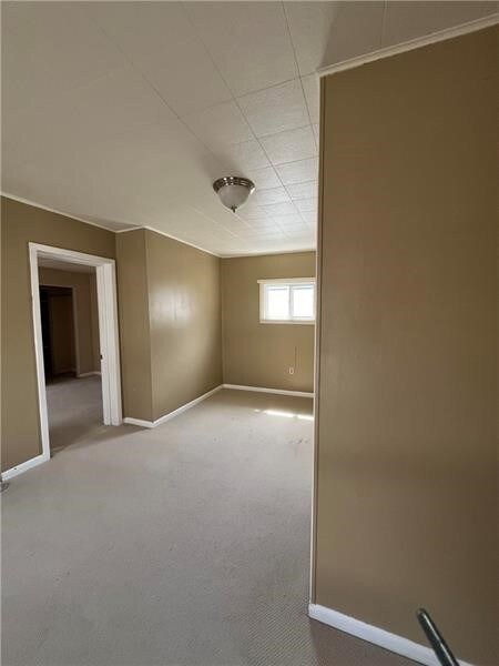 311 Sweetbriar St, Pittsburgh, PA 15211 - photo 7