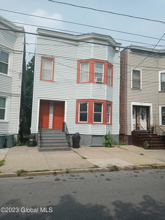 609 Livingston Ave, Albany, NY 12206 - photo 3