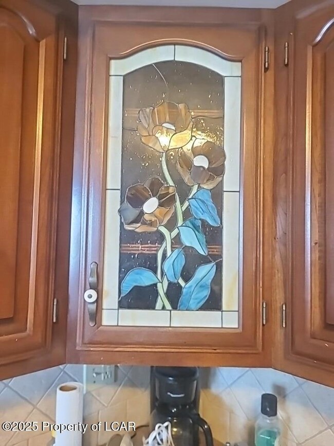 Kitchen Cabinet
